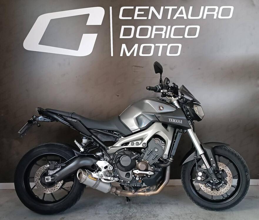 Yamaha MT-09 (2013 - 15) (2)