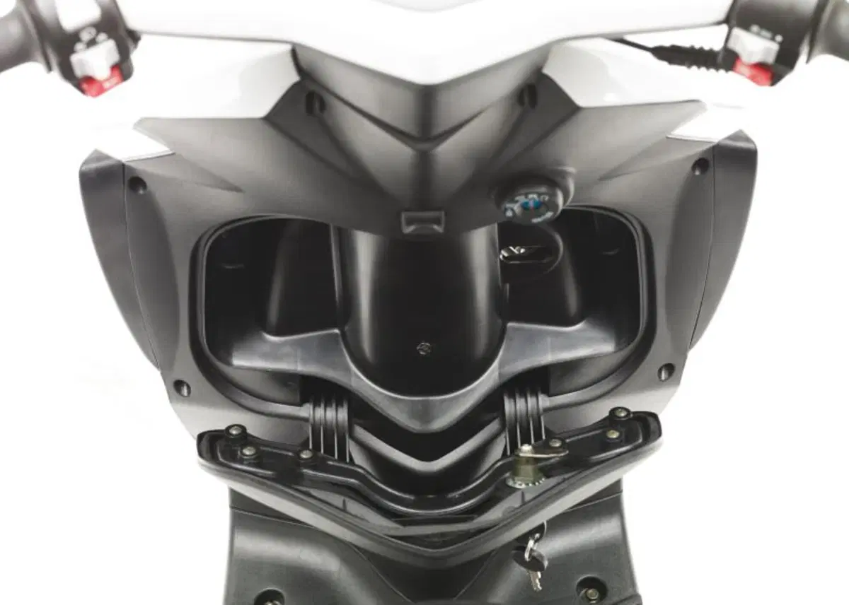 KSR Moto Onyx 50 Onyx 50 2T (2014 - 17) (4)