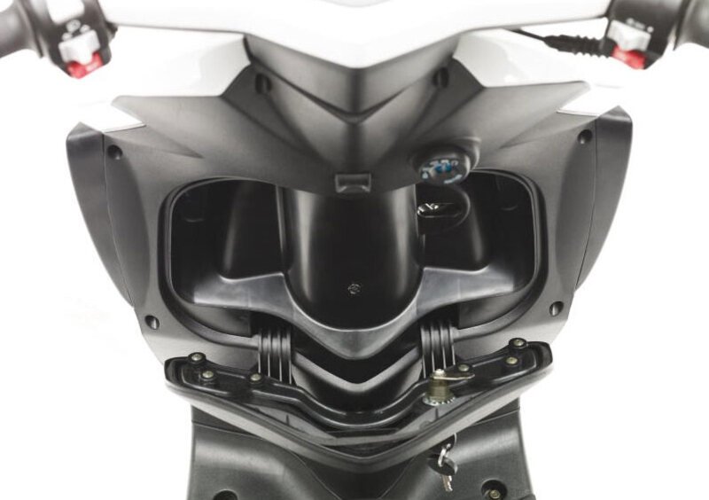 KSR Moto Onyx 50 Onyx 50 2T (2014 - 17) (4)