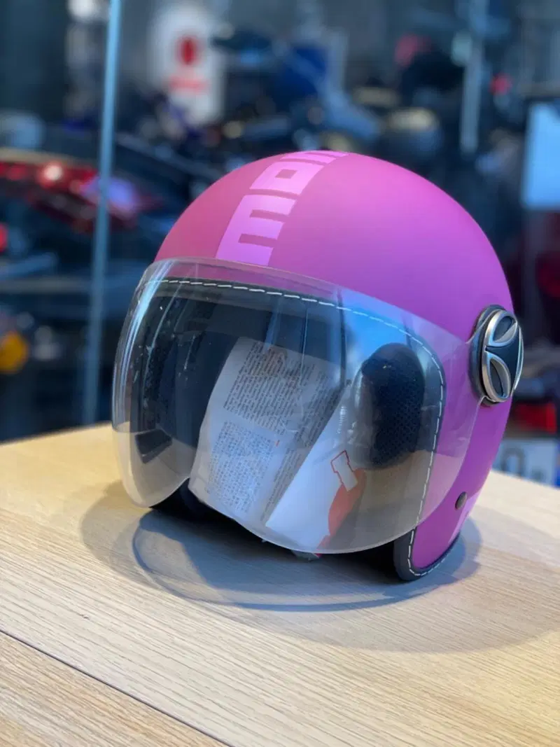 CASCO ORIGINALE MOMO DESIGN (3)