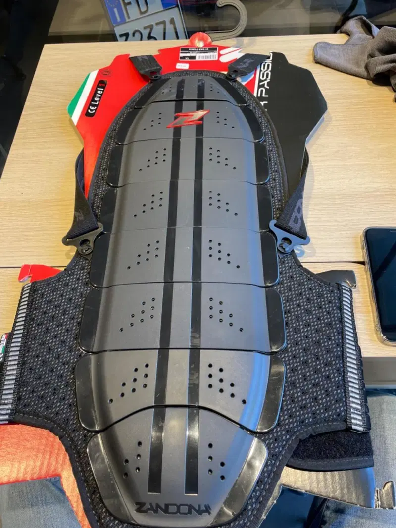 PARA SCHIENA ZANDONÀ LEVEL 1 BLACK Zandona' (3)