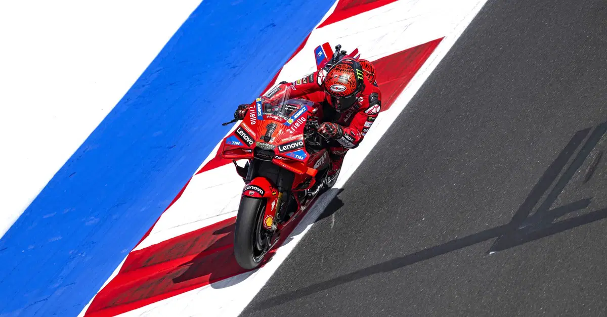 MotoGP 2024. GP di San Marino. Pole di Pecco Bagnaia, prima fila dei "figli" di Valentino Rossi! [RISULTATI]