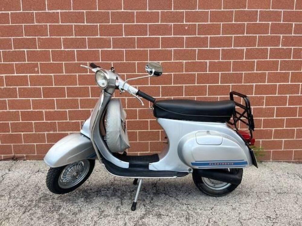 Vespa Primavera 125 ET3 (2)