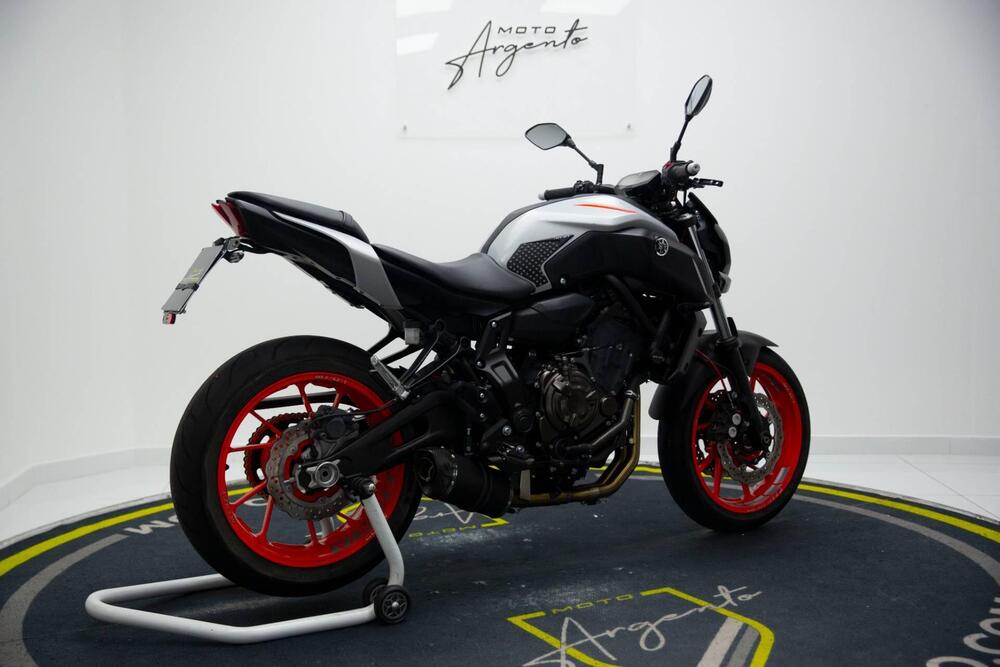 Yamaha MT-07 (2017 - 18) (5)