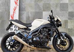 Triumph Speed Triple 1050 (2005 - 11) usata