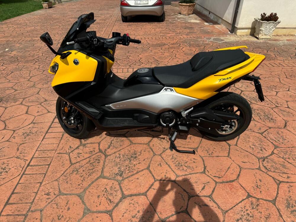 Yamaha T-Max 560 (2022 - 24) (3)