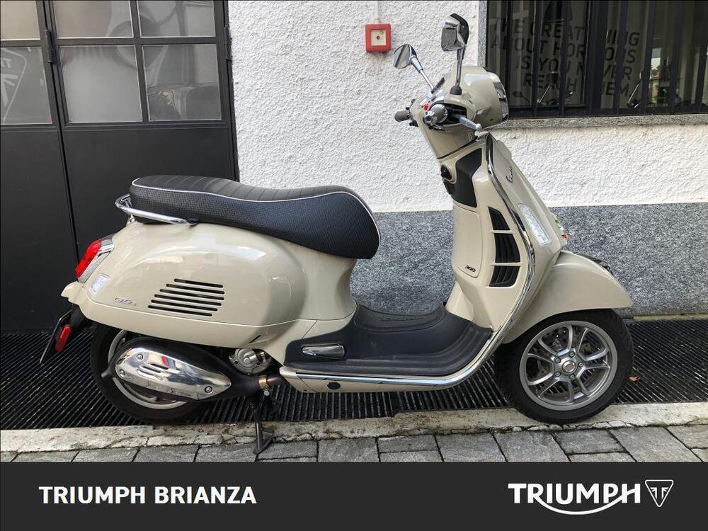 Vespa GTS 300 (2023 - 24)