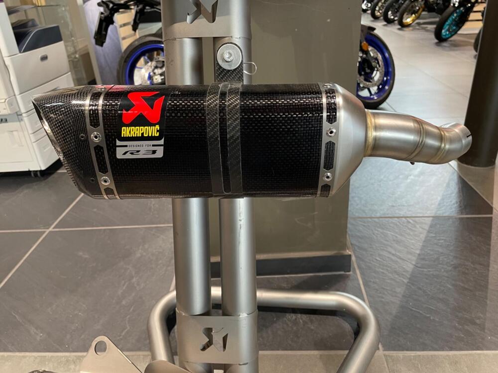 SCARICO AKRAPOVIC PER YAMAHA R3