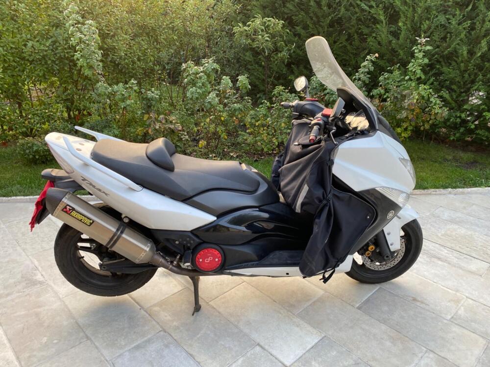 Yamaha T-Max 500 White Max (2010 - 11) (2)