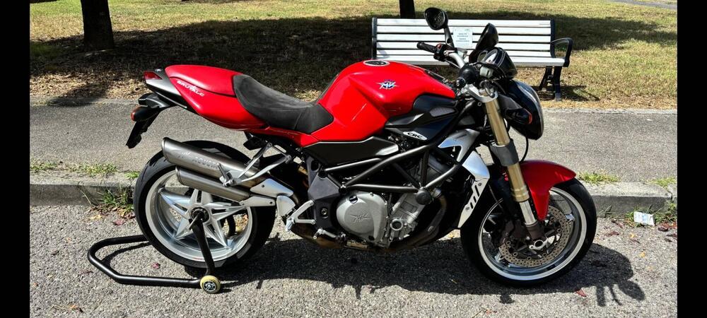 MV Agusta Brutale 750 S (2002 - 06) (4)