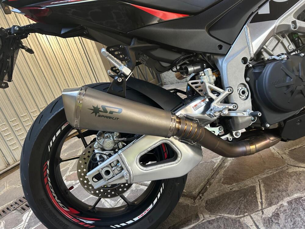 Aprilia Tuono 1100 V4 Factory (2021 - 24) (3)