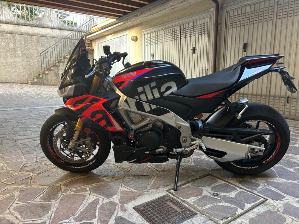 Aprilia Tuono 1100 V4 Factory (2021 - 24) (5)