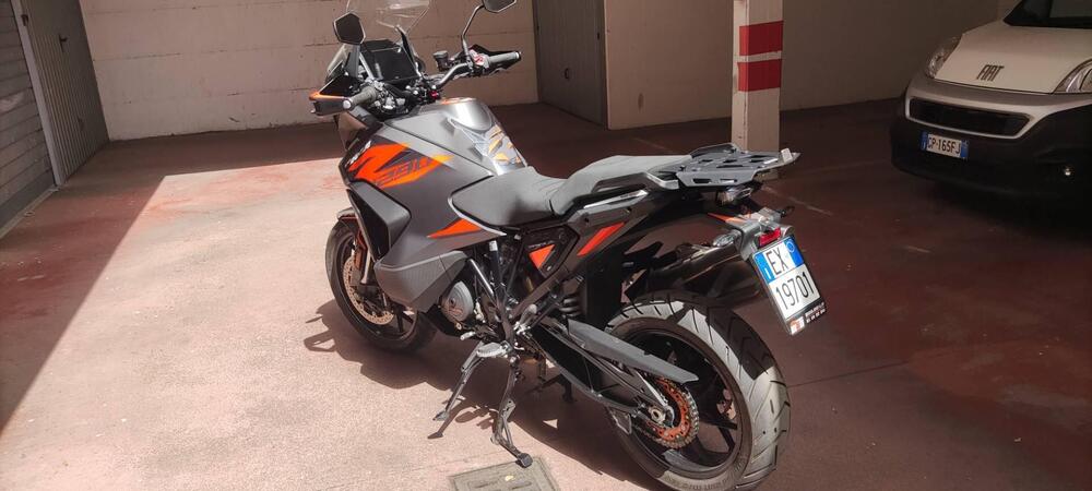 KTM 1290 Super Adventure S (2021) (4)