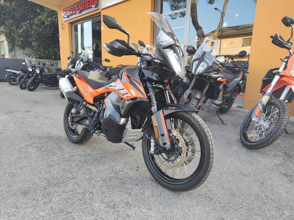 KTM 890 Adventure (2021) (2)