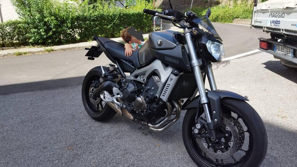 Yamaha MT-09 (2013 - 15) (2)