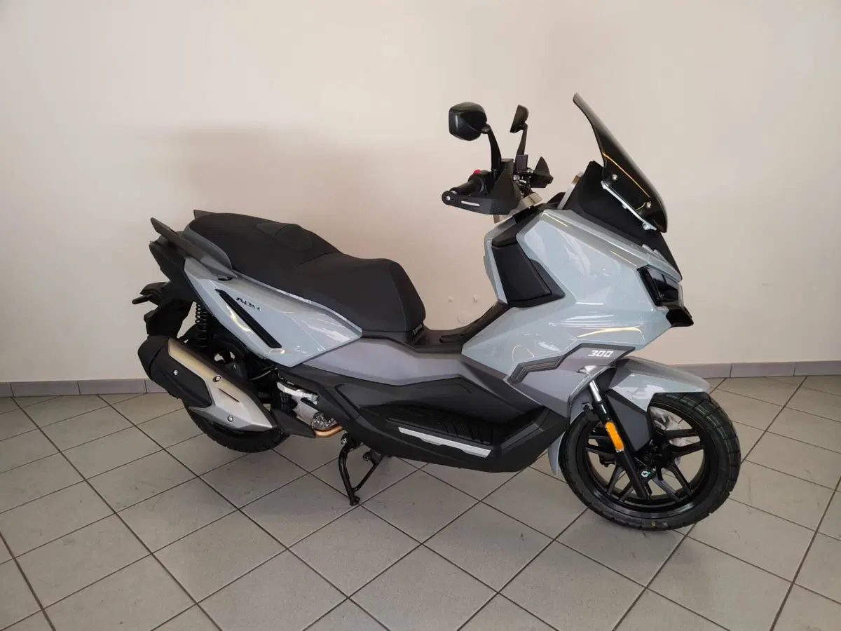 Sym ADX 300 (2024 - 26) (2)