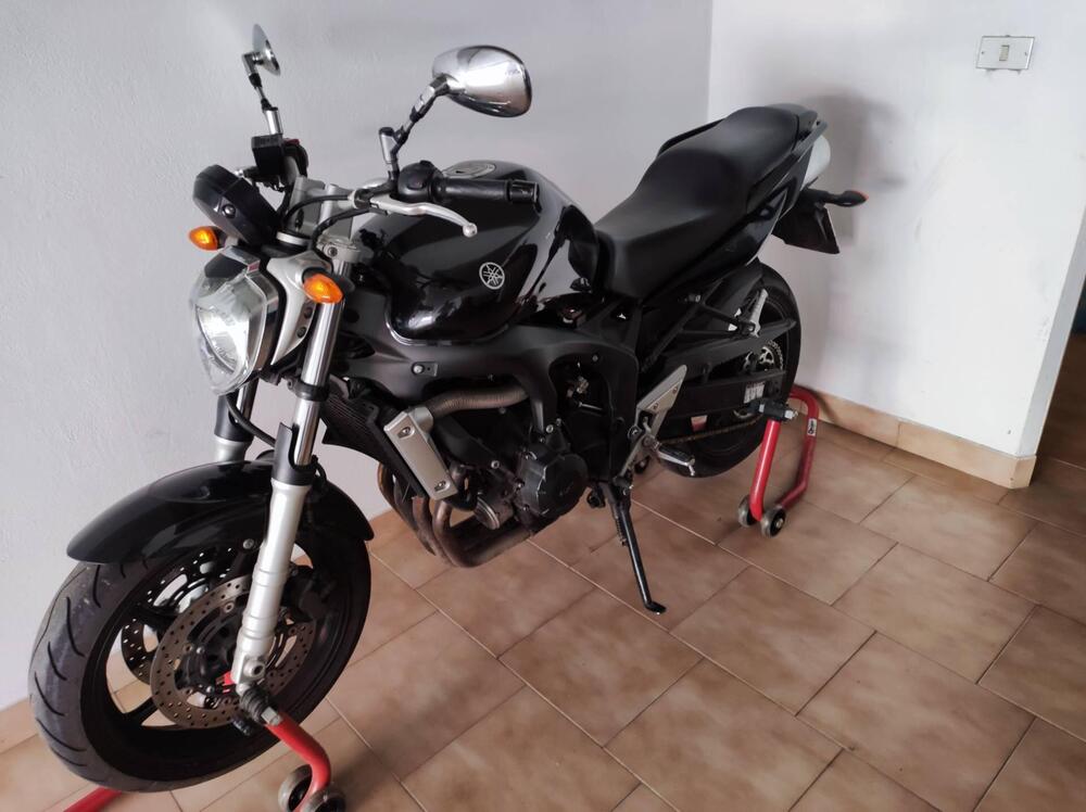 Yamaha FZ6 (2004 - 07) (4)