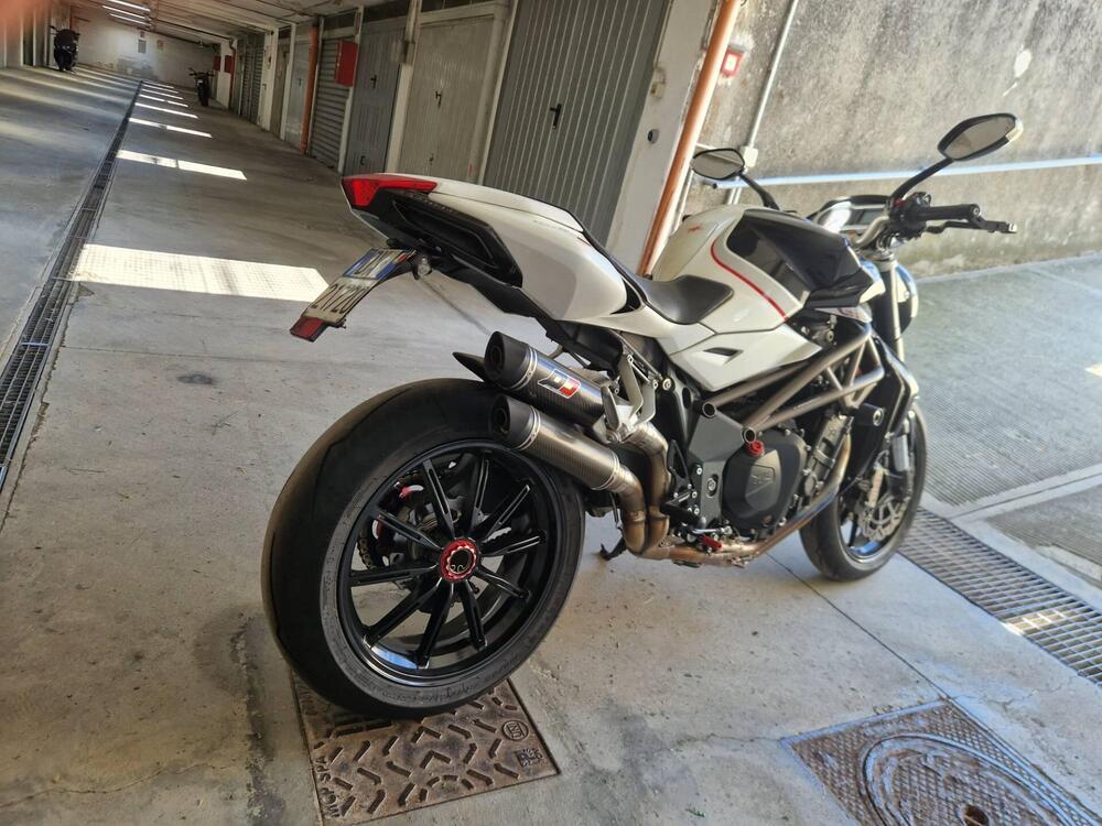 MV Agusta Brutale 1090 RR (2009 - 15) (2)