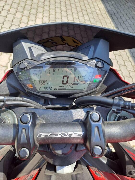 Suzuki GSX S 750 Yugen (2018 - 20) (2)