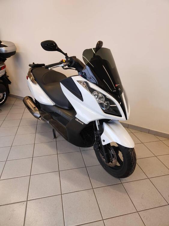 Kymco Downtown 300i ABS (2009 - 17) (4)