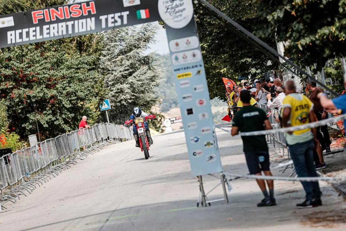 Enduro. FIM Vintage Trophy. Camerino è Tris Italia: Giorgio Grasso, Tullio Pellegrinelli, Enrico Tortoli [VIDEO] (4)