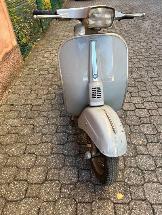 Piaggio vespa 50 special (3)