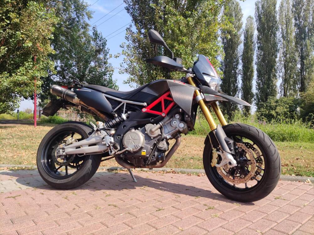 Aprilia Dorsoduro 750 Factory (2010 - 13)