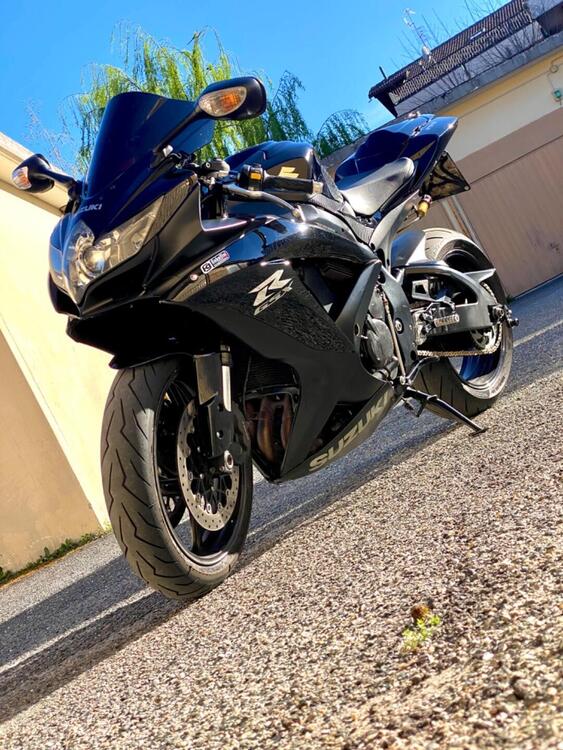 Suzuki GSX R 750 (2008 - 10) (4)