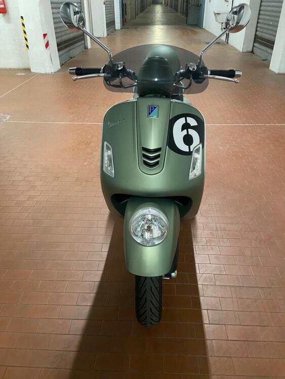 Vespa Sei Giorni 300 (2017 - 19) (2)