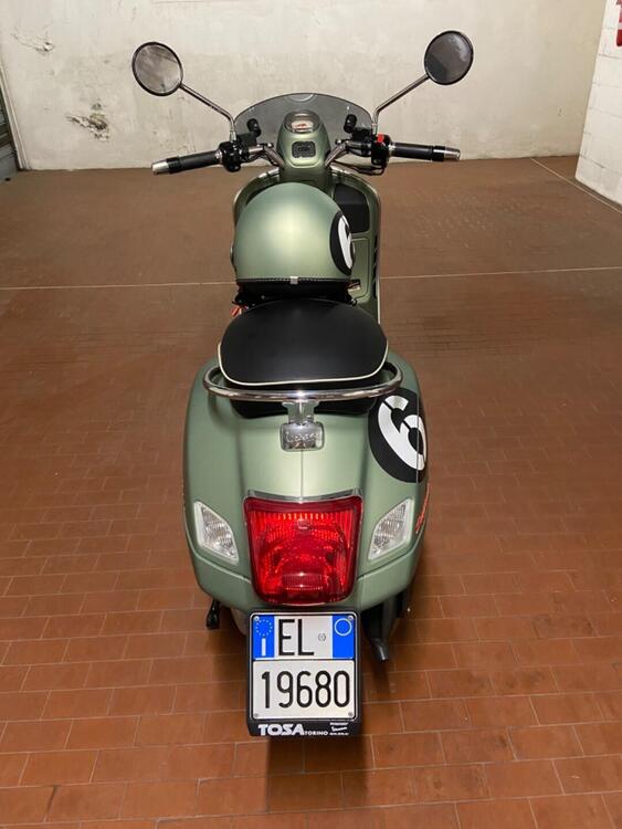 Vespa Sei Giorni 300 (2017 - 19) (4)