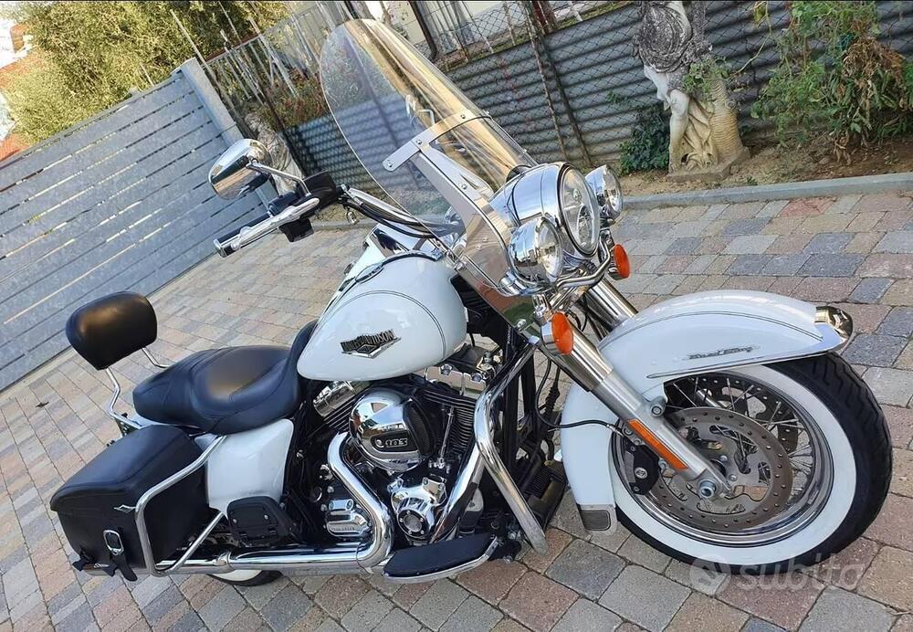 Harley-Davidson 103 Road King Classic (2013 - 16) - FLHRC (4)