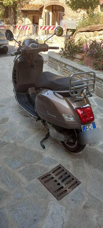 Vespa GTS 300 Touring ABS (2014 - 16) (4)