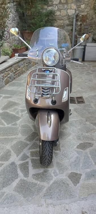 Vespa GTS 300 Touring ABS (2014 - 16) (3)