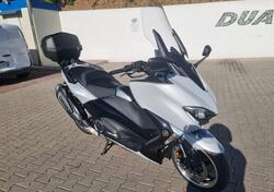 Yamaha T-Max 530 (2017 - 19) usata