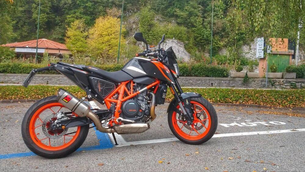 KTM 690 Duke R (2016 -17)