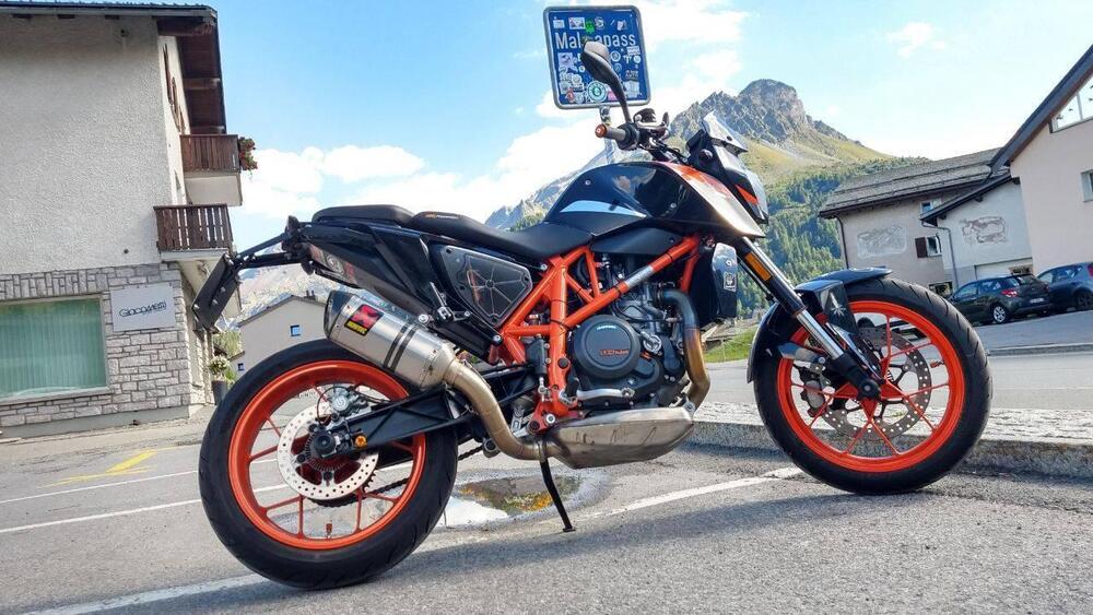 KTM 690 Duke R (2016 -17) (3)