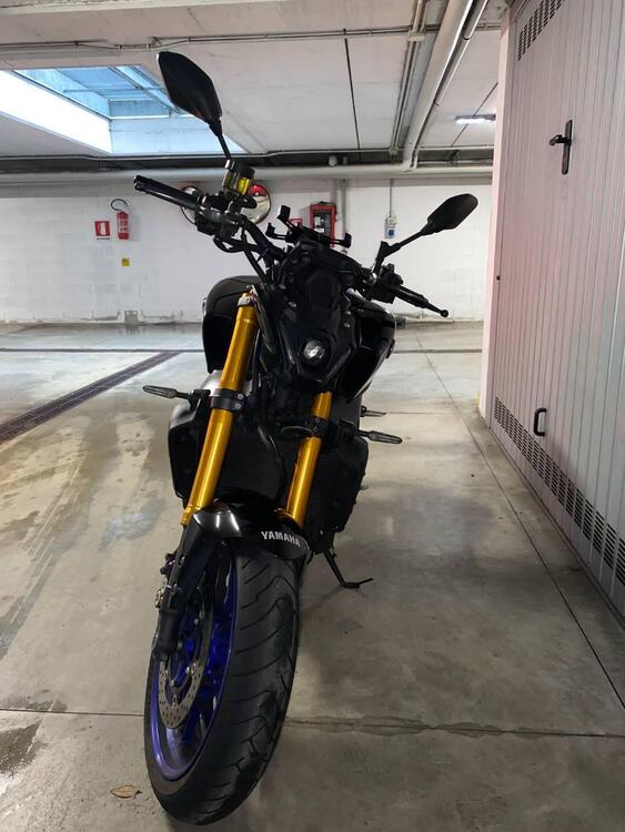 Yamaha MT-09 (2021 - 23) (2)