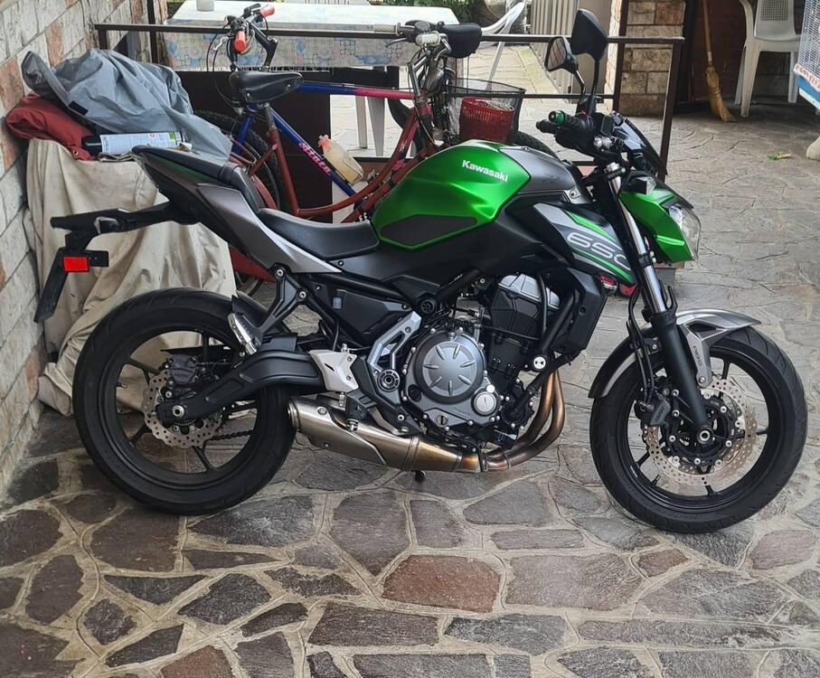 Kawasaki Z 650 (2017 - 19) (4)