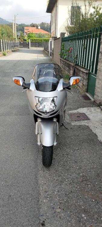 Honda CBR 1100 XX  (2001 - 06) (3)