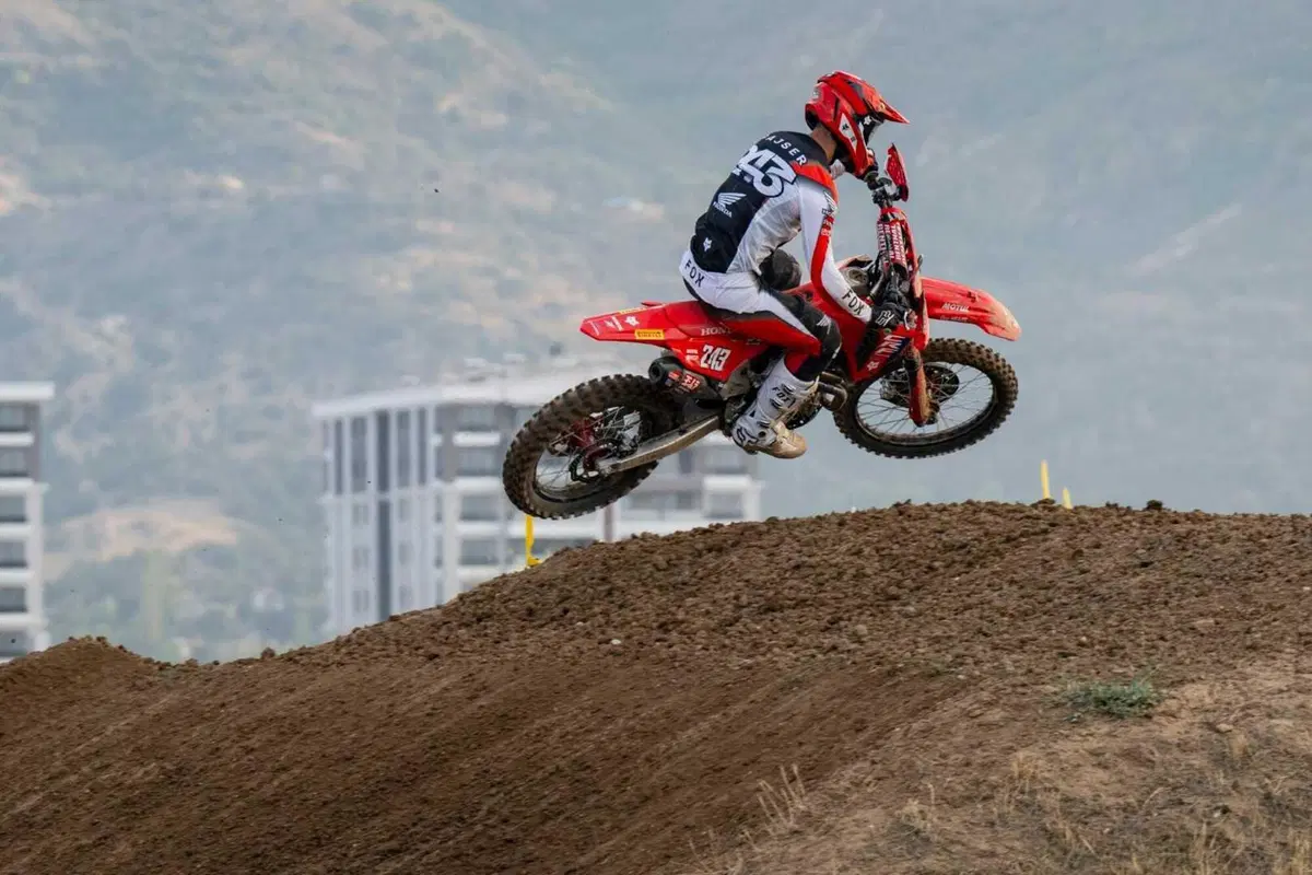 MXGP #18. GP Turchia. Herlings si sgancia, sarà duello Gajser-Prado (De Wolf tranquillo) [VIDEO] (6)