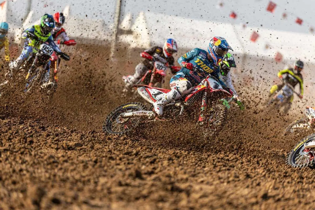 MXGP #18. GP Turchia. Herlings si sgancia, sarà duello Gajser-Prado (De Wolf tranquillo) [VIDEO] (11)