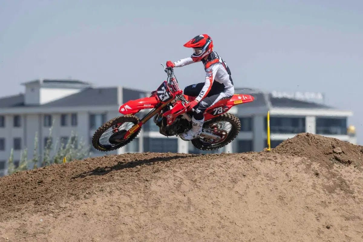 MXGP #18. GP Turchia. Herlings si sgancia, sarà duello Gajser-Prado (De Wolf tranquillo) [VIDEO] (18)