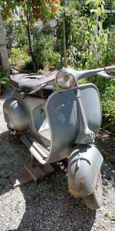 Piaggio Vespa 150 VBA1