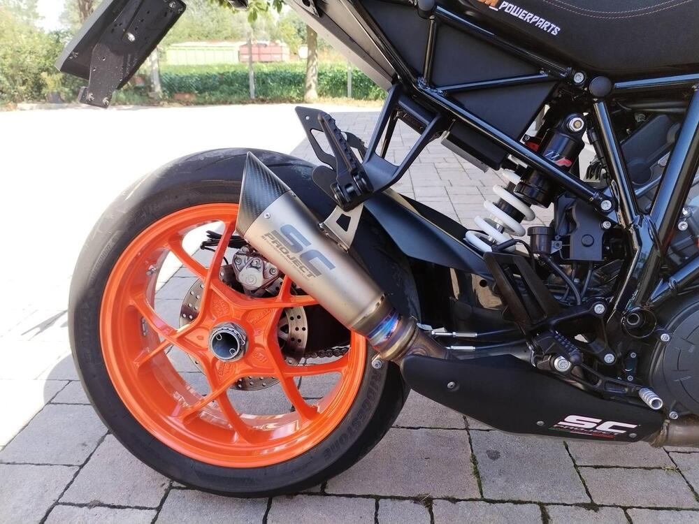 KTM 1290 Super Duke R (2019) (5)