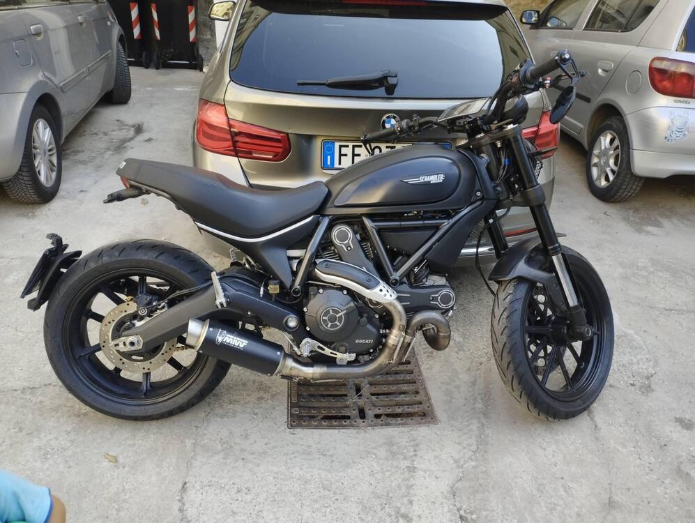 Ducati Scrambler 800 Full Throttle (2015 - 16)