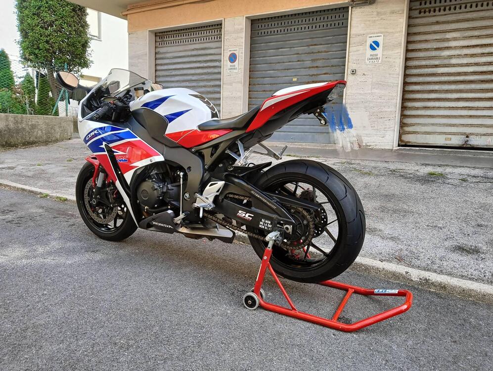 Honda CBR 1000 RR Fireblade (2012 - 16) (5)