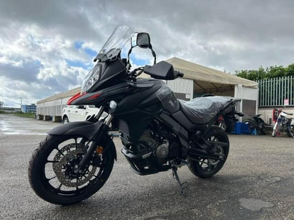 Suzuki V-Strom 650 (2021 - 24) (2)