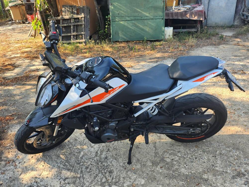 KTM 390 Duke (2021 - 23) (4)