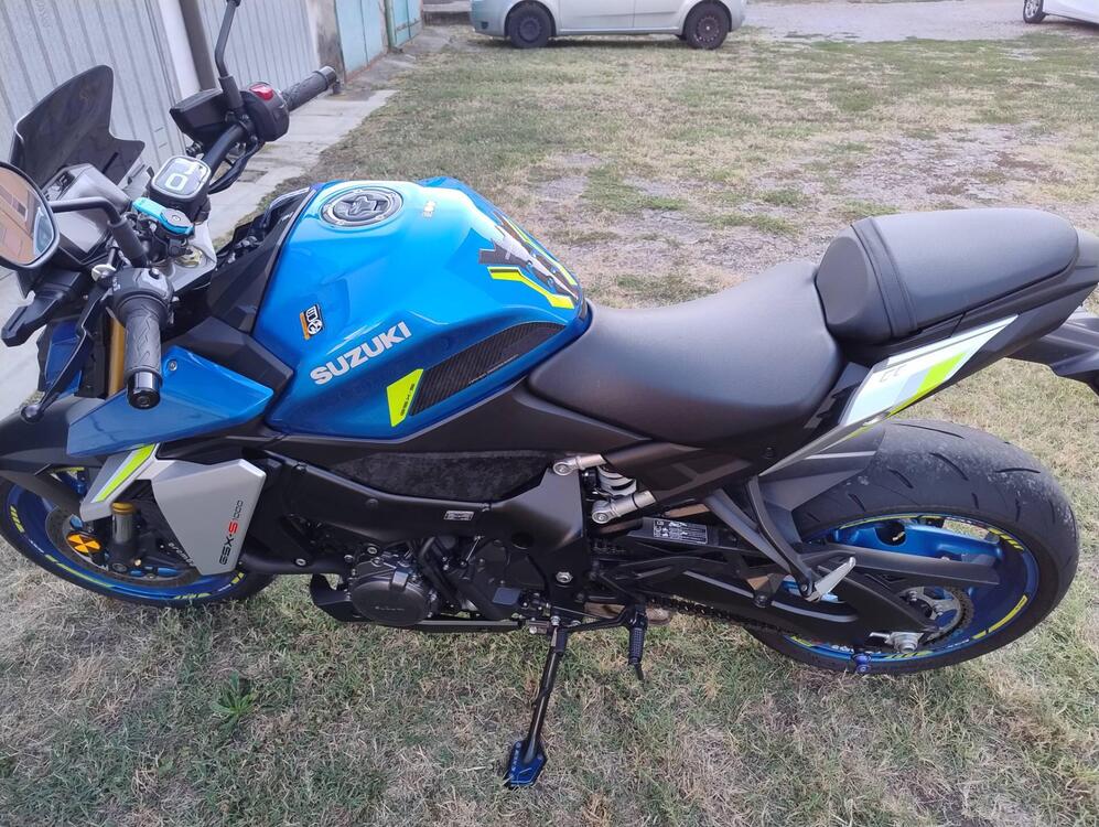 Suzuki GSX-S1000 (2021 - 24) (2)