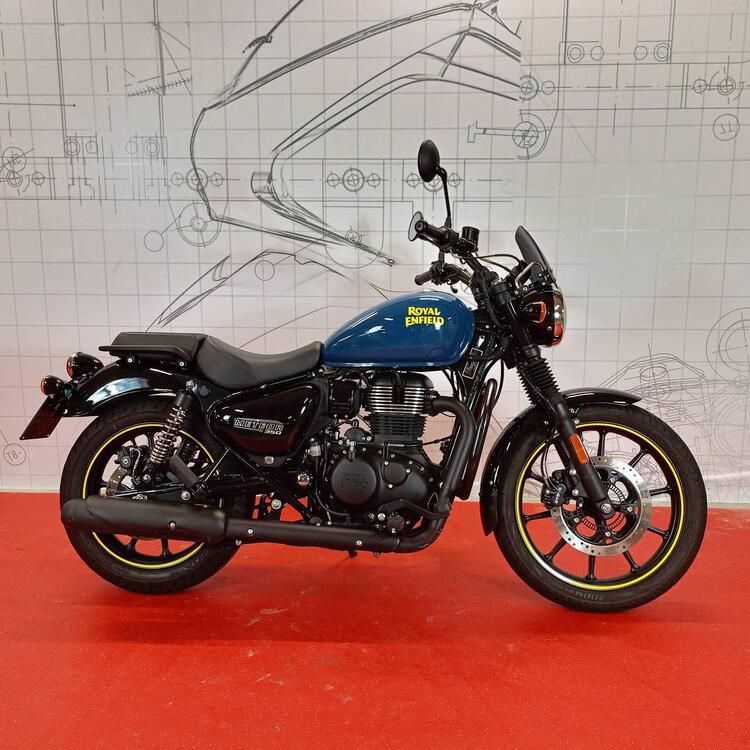 Royal Enfield Meteor 350 Fireball (2021 - 24)